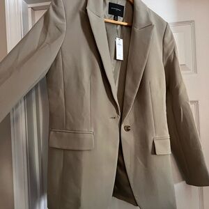 Women’s banana republic blazer, size 8. NWT. Taupe.